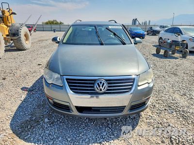 Piąte zdjęcie samochodu w środku: 2007 VOLKSWAGEN PASSAT 3.6L 4MOTION WAGON LUXURY VIN:WVWVU93C27E006979 - miniatura