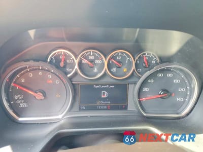 Zdjęcie 9 z 13 samochodu: 2021 CHEVROLET SUBURBAN C1500 LT VIN:1GNSCCKD0MR195723 - miniatura
