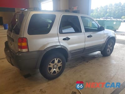 Trzecie zdjęcie samochodu z tyłu: 2005 FORD ESCAPE XLT VIN:1FMYU93165KA67418 - miniatura