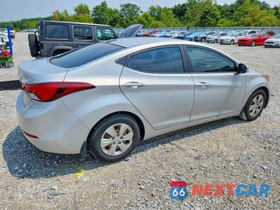 Trzecie zdjęcie samochodu z tyłu: 2016 HYUNDAI ELANTRA SE VIN:KMHDH4AE1GU545683 - miniatura