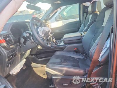 Zdjęcie 7 z 12 samochodu: 2025 FORD F150 RAPTOR VIN:1FTFW1RG9SFC45958 - miniatura
