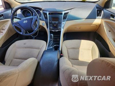 Zdjęcie 8 z 13 samochodu: 2015 HYUNDAI SONATA HYBRID BASE VIN:KMHEC4A40FA127450 - miniatura