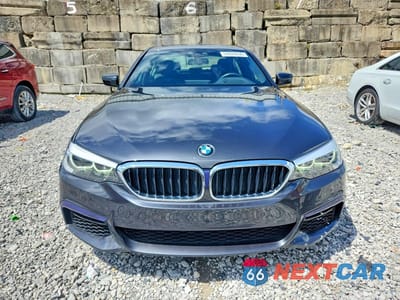 Piąte zdjęcie samochodu w środku: 2018 BMW 530XE VIN:WBAJB1C58JB374872 - miniatura