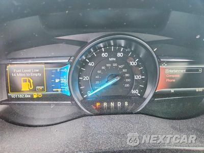 Zdjęcie 9 z 14 samochodu: 2017 FORD EXPLORER XLT VIN:1FM5K7D89HGB39583 - miniatura