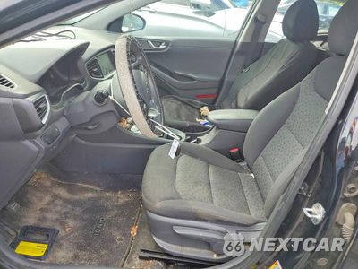 Zdjęcie 7 z 12 samochodu: 2017 HYUNDAI IONIQ BLUE VIN:KMHC65LC2HU057542 - miniatura