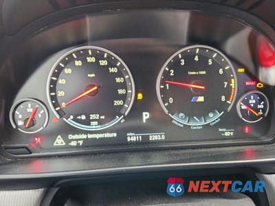Zdjęcie 9 z 13 samochodu: 2015 BMW M5 M5 COMPETITION VIN:WBSFV9C56FD594773 - miniatura