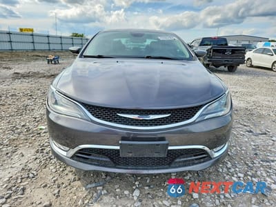 Piąte zdjęcie samochodu w środku: 2015 CHRYSLER 200 C VIN:1C3CCCCG9FN689728 - miniatura