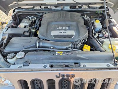 Zdjęcie 11 z 12 samochodu: 2017 JEEP WRANGLER UNLIMITED SPORT VIN:1C4BJWDG5HL672131 - miniatura