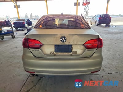 Zdjęcie 6 z 12 samochodu: 2011 VOLKSWAGEN JETTA SE VIN:3VWDZ7AJ3BM354261 - miniatura