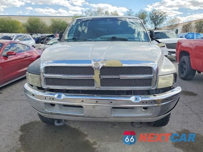 Piąte zdjęcie samochodu w środku: 1998 DODGE RAM 1500 VIN:3B7HF13Z3WG220447 - miniatura
