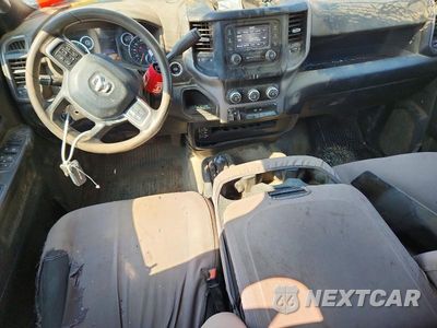 Zdjęcie 8 z 12 samochodu: 2022 RAM 3500 TRADESMAN VIN:3C63R3GL2NG416615 - miniatura
