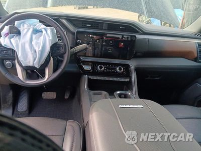 Zdjęcie 8 z 12 samochodu: 2026 GMC SIERRA K3500 DENALI VIN:1GT4UWE76TF111989 - miniatura