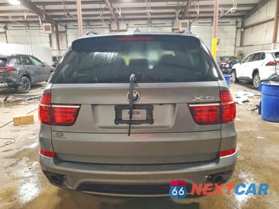 Zdjęcie 6 z 13 samochodu: 2013 BMW X5 XDRIVE35I VIN:5UXZV4C57D0B06055 - miniatura