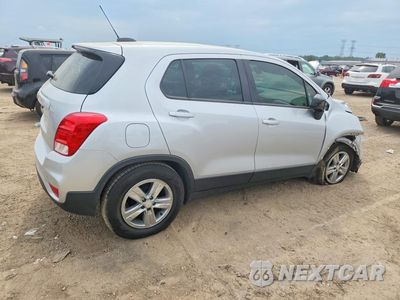 Trzecie zdjęcie samochodu z tyłu: 2020 CHEVROLET TRAX LS VIN:3GNCJKSB7LL206080 - miniatura