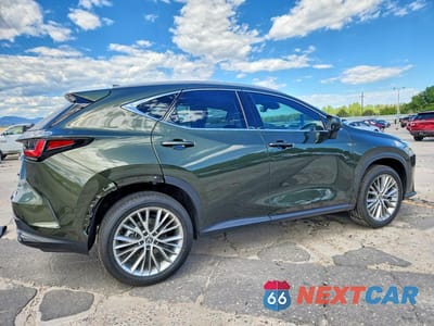 Trzecie zdjęcie samochodu z tyłu: 2025 LEXUS NX 350 LUXURY VIN:2T2HGCEZ2SC077352 - miniatura