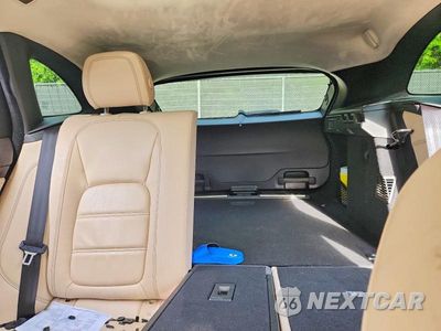 Zdjęcie 10 z 13 samochodu: 2019 JAGUAR F-PACE PRESTIGE VIN:SADCK2GX3KA354778 - miniatura