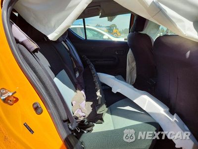 Zdjęcie 10 z 12 samochodu: 2015 TOYOTA PRIUS C TWO VIN:JTDKDTB39F1102695 - miniatura