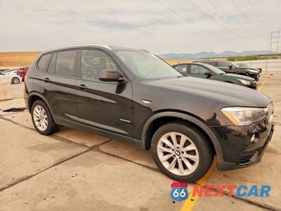 Czwarte zdjęcie samochodu z boku: 2015 BMW X3 XDRIVE28I VIN:5UXWX9C5XF0D58203 - miniatura