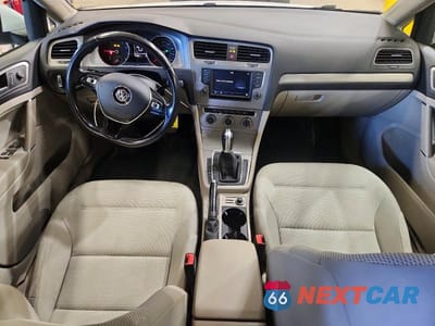 Zdjęcie 8 z 13 samochodu: 2017 VOLKSWAGEN GOLF SPORTWAGEN S VIN:3VW017AU9HM520159 - miniatura