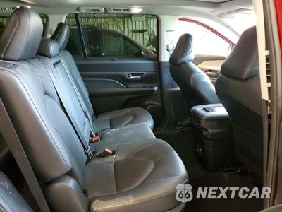 Zdjęcie 11 z 13 samochodu: 2024 TOYOTA GRAND HIGHLANDER LIMITED VIN:5TDAAAB55RS048586 - miniatura