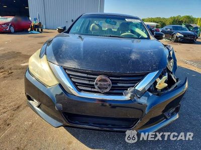 Piąte zdjęcie samochodu w środku: 2017 NISSAN ALTIMA 2.5 SL VIN:1N4AL3AP8HC156957 - miniatura