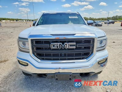 Piąte zdjęcie samochodu w środku: 2019 GMC SIERRA LIMITED C1500 VIN:2GTR1LECXK1168910 - miniatura