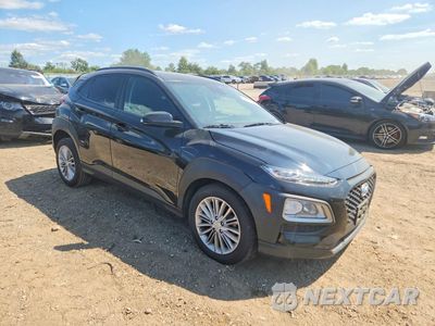 Czwarte zdjęcie samochodu z boku: 2021 HYUNDAI KONA SEL VIN:KM8K22AA0MU688999 - miniatura