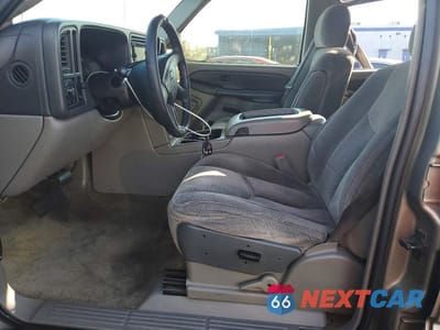 Zdjęcie 7 z 13 samochodu: 2003 CHEVROLET TAHOE C1500 VIN:1GNEC13VX3R121698 - miniatura