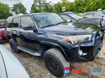 Czwarte zdjęcie samochodu z boku: 2015 TOYOTA 4RUNNER SR5 VIN:JTEBU5JRXF5227954 - miniatura