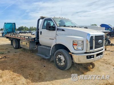 Czwarte zdjęcie samochodu z boku: 2021 FORD F650 SUPER DUTY VIN:1FDNF6DCXMDF00477 - miniatura