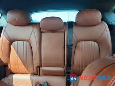 Zdjęcie 10 z 13 samochodu: 2019 MASERATI LEVANTE VIN:ZN661XUA2KX332758 - miniatura