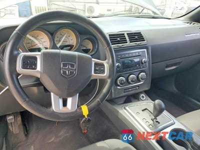 Zdjęcie 9 z 13 samochodu: 2011 DODGE CHALLENGER VIN:2B3CJ4DG0BH605273 - miniatura