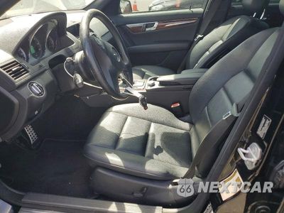 Zdjęcie 7 z 12 samochodu: 2010 MERCEDES-BENZ C 300 VIN:WDDGF5EB0AR115866 - miniatura