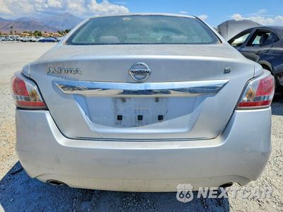 Zdjęcie 6 z 12 samochodu: 2015 NISSAN ALTIMA 2.5 S VIN:1N4AL3AP9FC429370 - miniatura