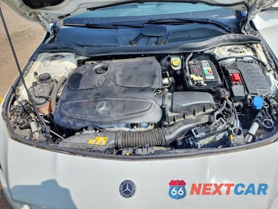 Zdjęcie 11 z 12 samochodu: 2019 MERCEDES-BENZ CLA 250 VIN:WDDSJ4EB7KN707972 - miniatura