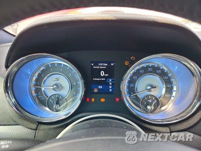 Zdjęcie 9 z 12 samochodu: 2013 CHRYSLER 300 S VIN:2C3CCABT9DH565001 - miniatura