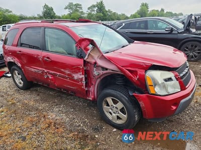 Czwarte zdjęcie samochodu z boku: 2005 CHEVROLET EQUINOX LT VIN:2CNDL73F156086334 - miniatura