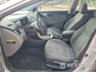 Zdjęcie 7 z 12 samochodu: 2013 HYUNDAI ELANTRA GLS VIN:KMHDH4AE6DU659237 - miniatura