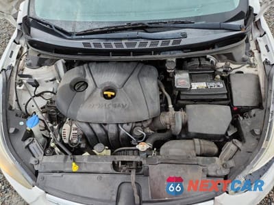 Zdjęcie 11 z 12 samochodu: 2016 HYUNDAI ELANTRA SE VIN:5NPDH4AE1GH780499 - miniatura