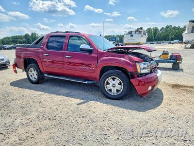 Czwarte zdjęcie samochodu z boku: 2007 CHEVROLET AVALANCHE K1500 VIN:3GNFK12317G261765 - miniatura