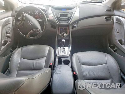 Zdjęcie 8 z 12 samochodu: 2013 HYUNDAI ELANTRA LIMITED VIN:5NPDH4AE2DH430357 - miniatura