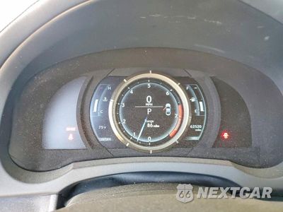 Zdjęcie 9 z 12 samochodu: 2016 LEXUS RC 350 VIN:JTHHE5BC2G5014485 - miniatura