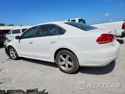 Drugie zdjęcie samochodu z przodu: 2015 VOLKSWAGEN PASSAT S VIN:1VWAS7A37FC080840 - miniatura
