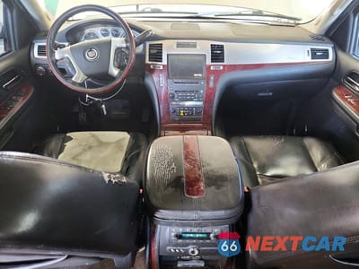 Zdjęcie 8 z 13 samochodu: 2009 CADILLAC ESCALADE LUXURY VIN:1GYFK23279R230666 - miniatura