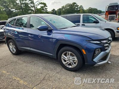Czwarte zdjęcie samochodu z boku: 2025 HYUNDAI TUCSON SE VIN:5NMJA3DE3SH535061 - miniatura