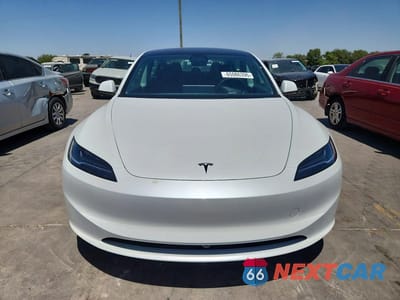 Piąte zdjęcie samochodu w środku: 2026 TESLA MODEL 3 VIN:5YJ3E1EA3TF169957 - miniatura