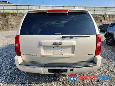 Zdjęcie 6 z 13 samochodu: 2009 CHEVROLET SUBURBAN K1500 LTZ VIN:1GNFK36339R234561 - miniatura
