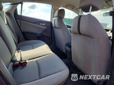 Zdjęcie 10 z 13 samochodu: 2018 HONDA CIVIC LX VIN:2HGFC2F53JH571982 - miniatura