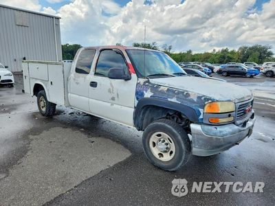 Czwarte zdjęcie samochodu z boku: 1999 GMC NEW SIERRA K2500 VIN:1GTGK29U4XE535808 - miniatura