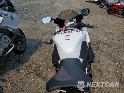 Zdjęcie 6 z 9 samochodu: 2025 SUZUKI GSX-R750 VIN:JS1GR7MA0S7100992 - miniatura